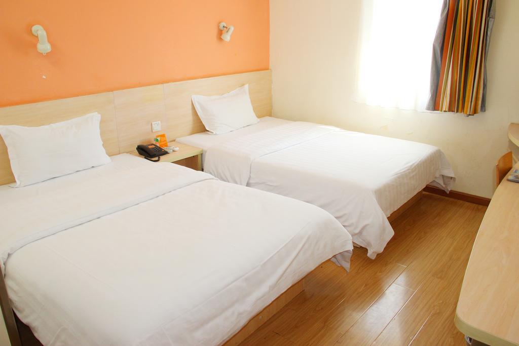 7Days Premium Guangzhou Tianhe Shipaiqiao Hotel Exterior photo