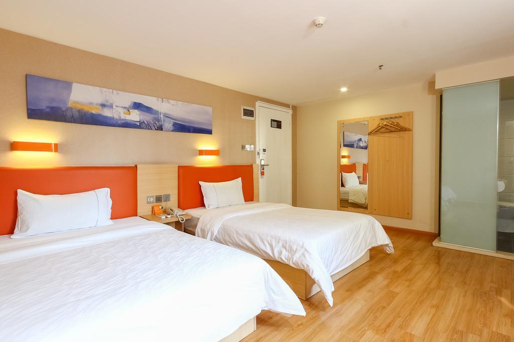 7Days Premium Guangzhou Tianhe Shipaiqiao Hotel Exterior photo