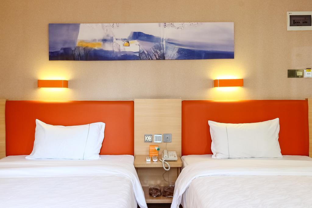 7Days Premium Guangzhou Tianhe Shipaiqiao Hotel Exterior photo
