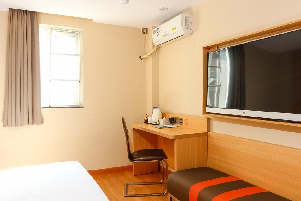 7Days Premium Guangzhou Tianhe Shipaiqiao Hotel Exterior photo